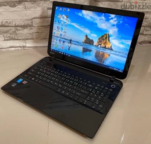 حالتة زيرو Toshiba Core i5 بهاردين الاول 128 SSD و التانى 500 رام 8 0