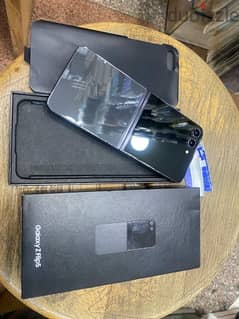 Galaxy Z Flip  5  256/8G Black جديد بضمان آلوكيل