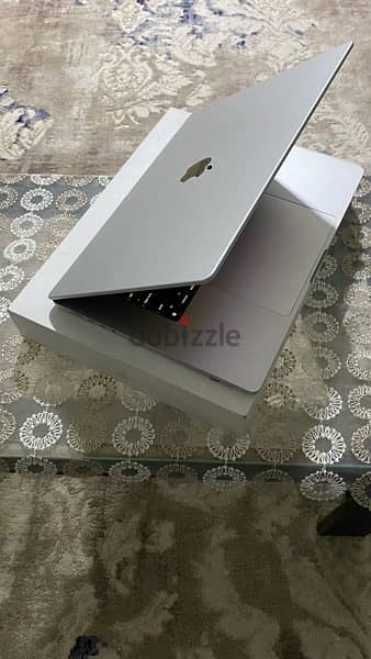 16 inch Mac book pro M3 pro 2023 + AppleCare + 2