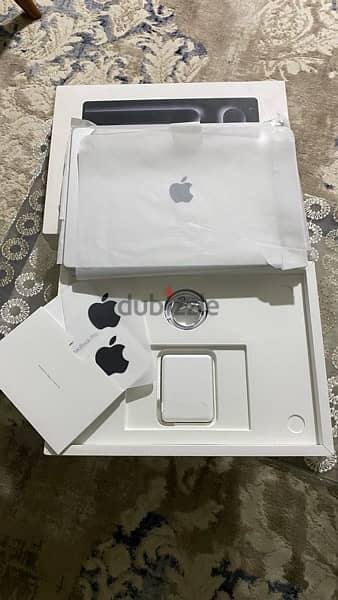 16 inch Mac book pro M3 pro 2023 + AppleCare + 7