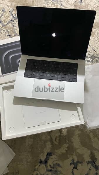 16 inch Mac book pro M3 pro 2023 + AppleCare + 12