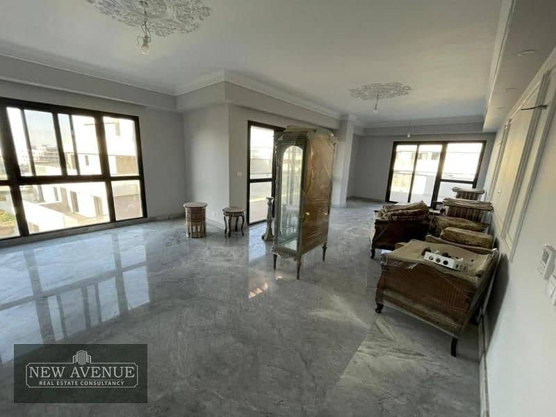 Penthouse 287 meter with roof 63 meter for rent in Sodic villette New Cairo . 1