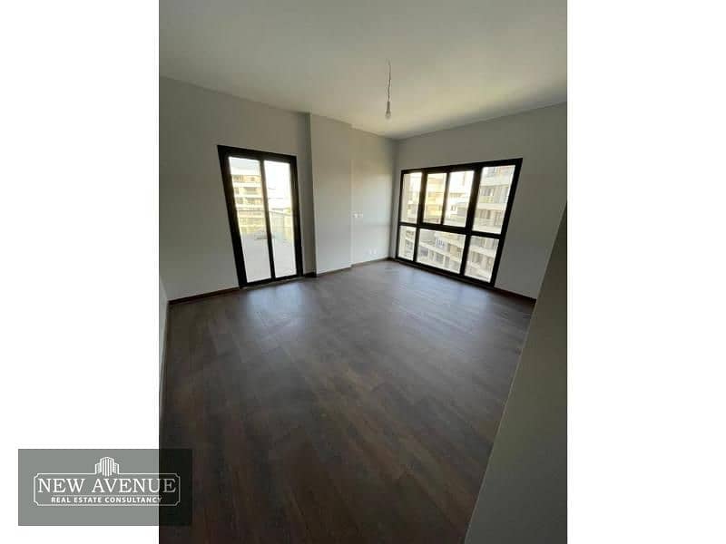 Penthouse 287 meter with roof 63 meter for rent in Sodic villette New Cairo . 5