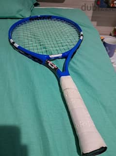 tennis racket