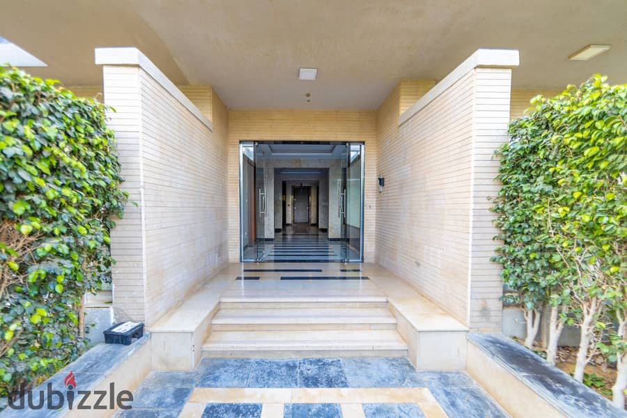 Ground floor apartment with garden, 195m, ready to move, in the Fifth Settlement, Galleria 1