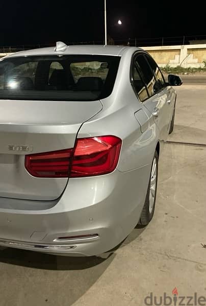 BMW 318i Luxury 6