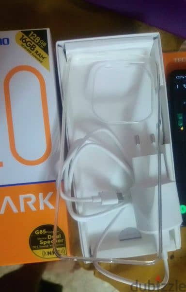 موبايل Tecno spark 20 c  استعمال يوم كسر زيرو 128 +16 رام 1