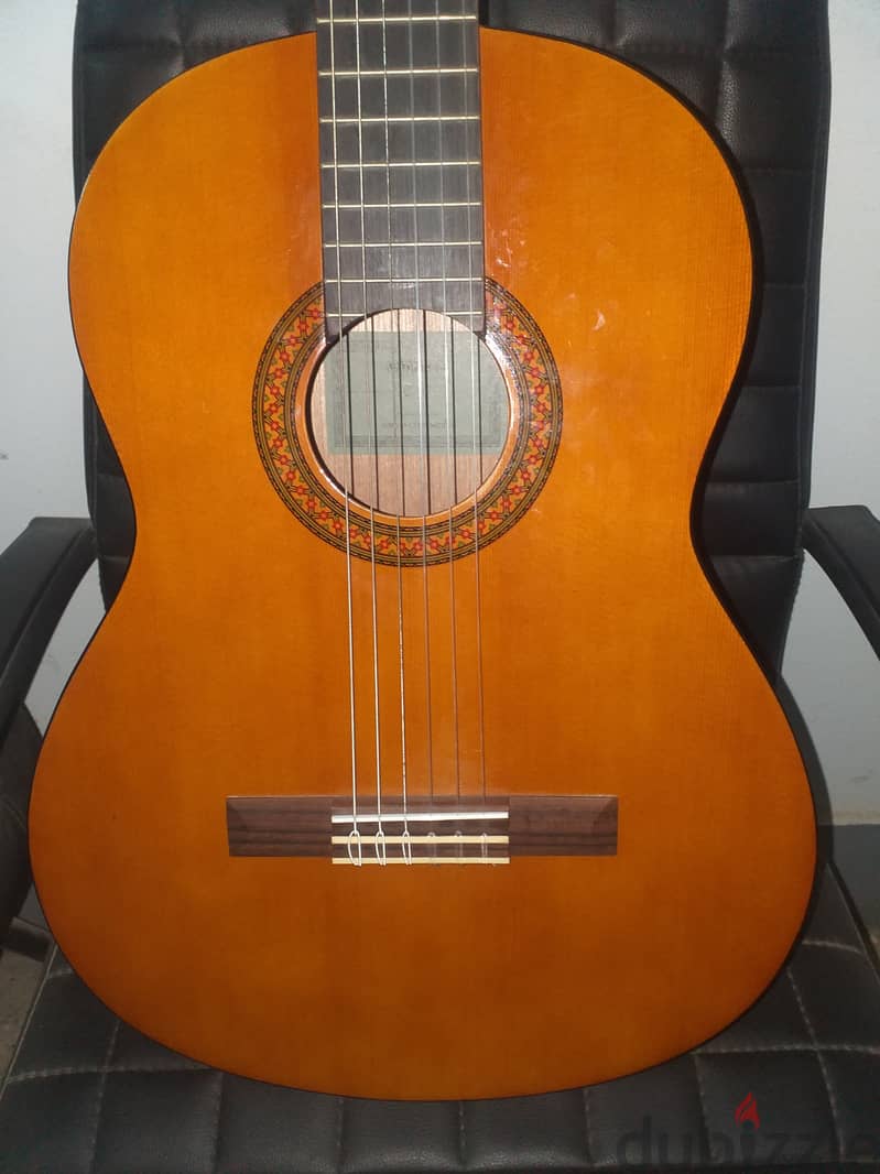 Guitar Yamaha C40 جيتار ياماها 3