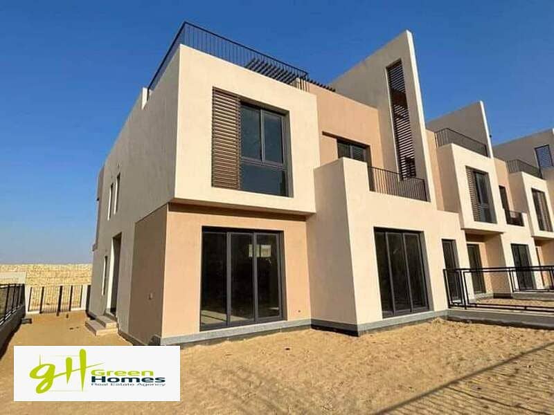 Amazing Town House for sale with best price and good location in sodic east new helioplies 2