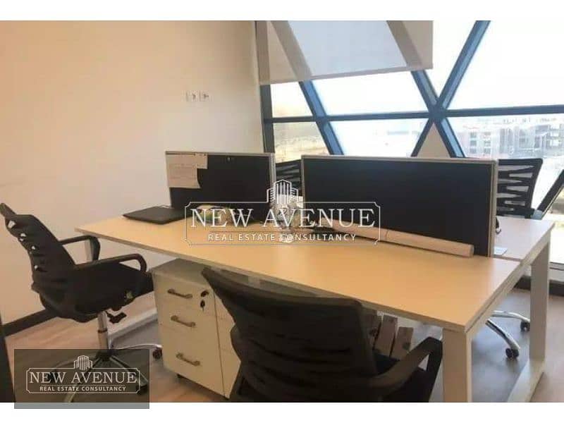 Office 90 m for rent in Cairo Business Plaza 1