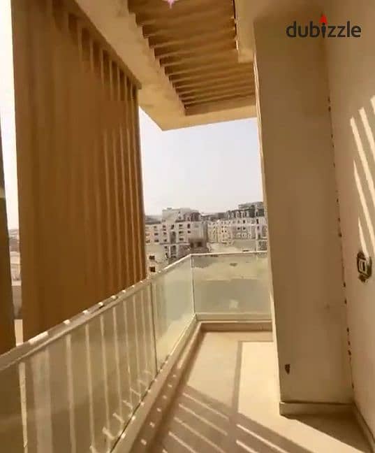 Twinhouse 290m in new cairo mountain view icity 9