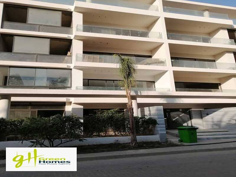 Apartment with View on lake for sale Installment  in Lake View Residence 2, New Cairo 2