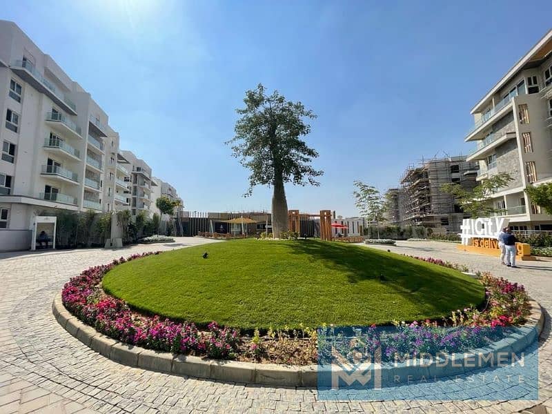 apartment corner 170 m delivered prime location , mountain view icity new cairo 6