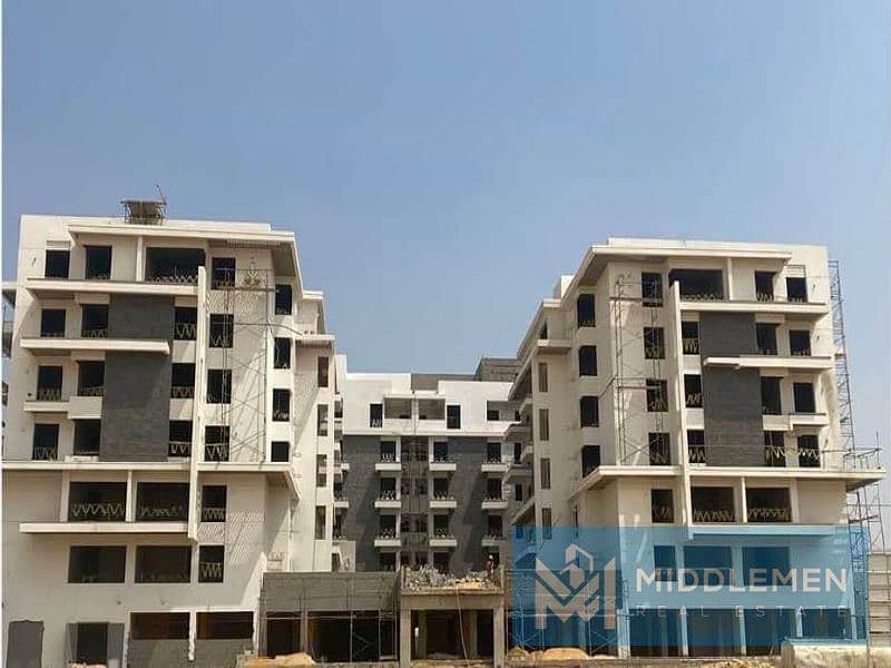 apartment corner 170 m delivered prime location , mountain view icity new cairo 7