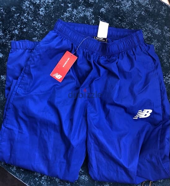 بنطلون sweatpants new balance بسعر 2400 بدل 5500 4