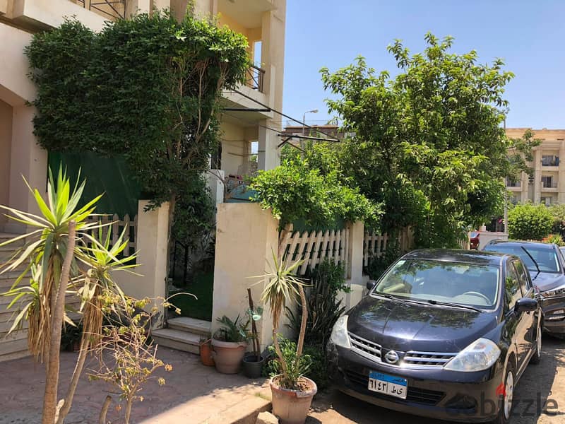 apartment with garden for sale ready to move compound in elsheikh zayed 6