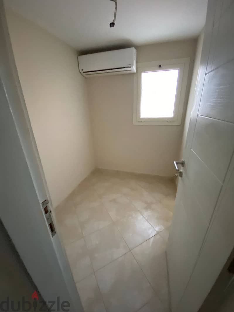 Apartment for rent at New Giza شقة للإيجار في نيو جيزة فيو بحيرة 4