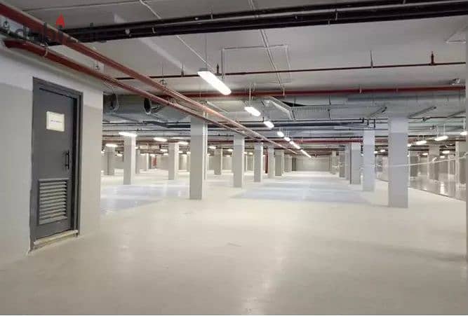 Office for sale 80m with Finishing- Immediate delivery mall Courtyard - Sheikh Zayed 1