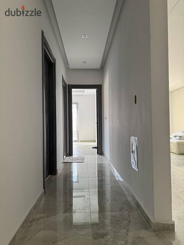 Apartment 140m semi furnished for rent in regents park new cairo 2