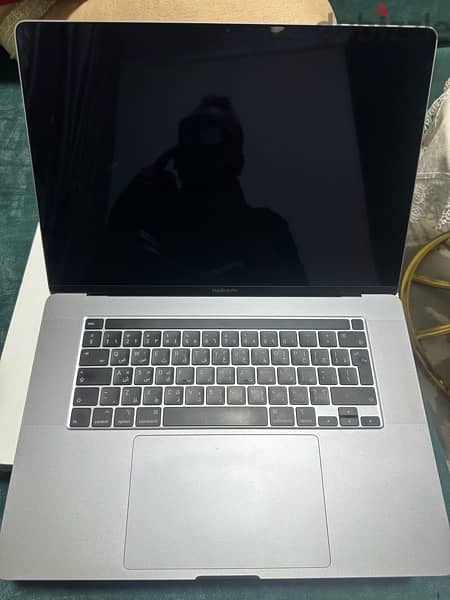 Mac book pro 1