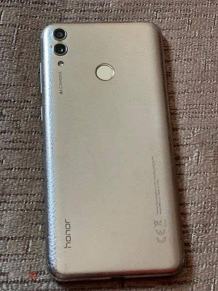 honor 8c 3