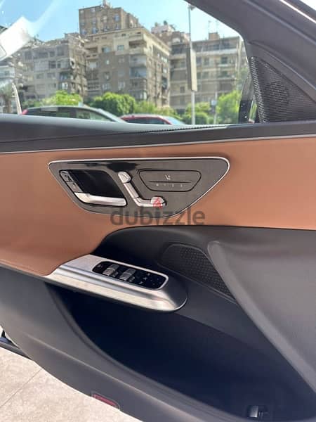 Mercedes-Benz E200 2024 بأرخص سعر فى السوق 3