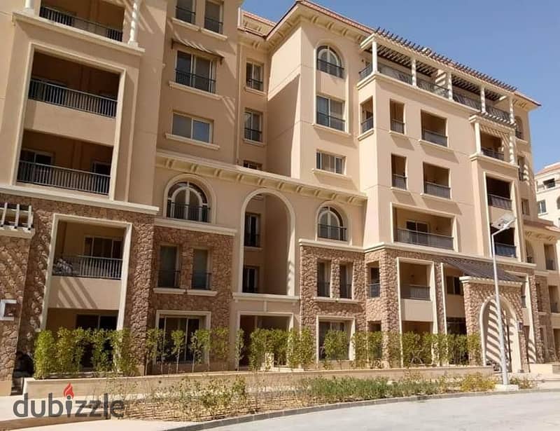 Finished apartment next to the AUC, in installments 9