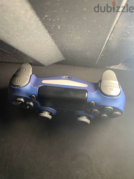 ps4 controllers (barley used) 5