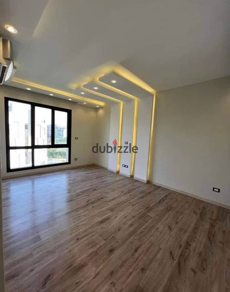 Apartment for sale with a down payment of only 1,300,000 EGP in SODIC East Compound, El Shorouk, minutes from Madinaty, minutes from El Burouj 6