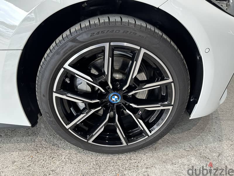 BMW I4 2023 - Ghandour Auto - مبادره المغتربين 10