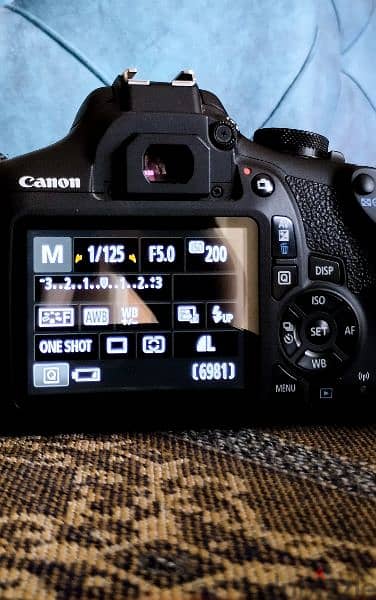 canon 2000d 3