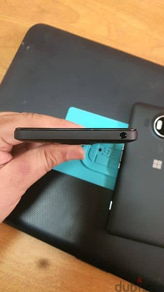 Microsoft Lumia 950 XL , 950 2