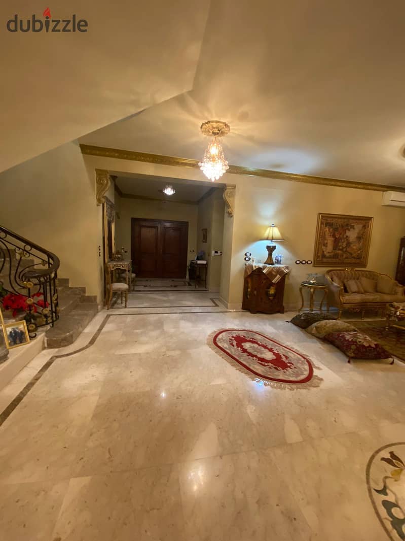 Villa for sale bua 450m New Cairo  ( Les rois Compound   ) 1