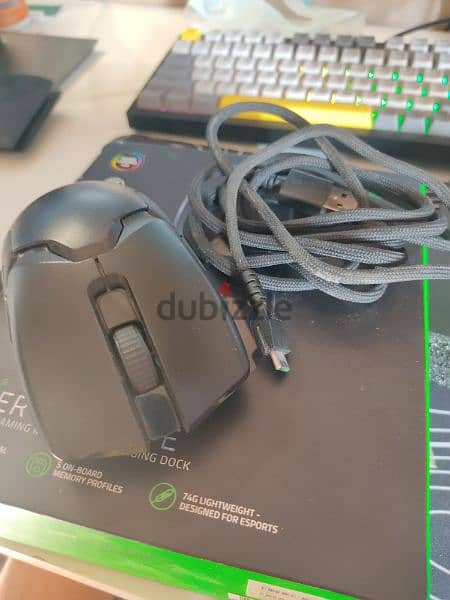 mouse Razer viper ultimate wireless 4