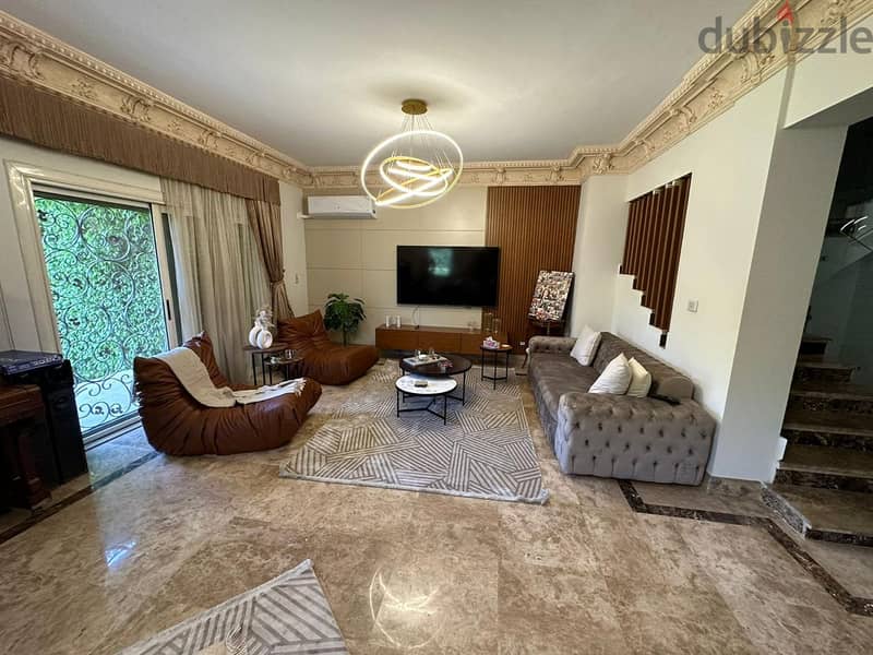 للبيع فيلا توين هاوس متشطبه 450م في قطاميه ريزيدنس katameya residence 12