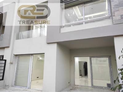 Town house for rent in Hyde Park Kitchen+ACs 250m.