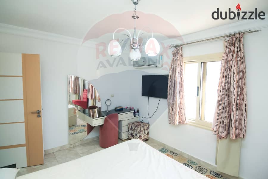 Apartment for sale 130 m Moharam Bek (Zain El-Abedeen st) 11