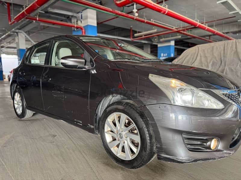 Nissan Tiida 2015 3