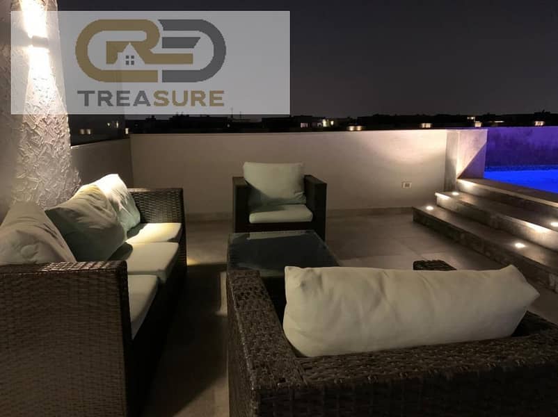 Fully furnished Penthouse with pool for sale in Galleria Moon Valley 9