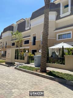 Villa in a compound of villas only next to Madinaty Direct on Suez Road, in installments