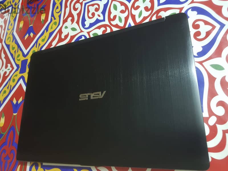 ASUS NOTEBOOK TP500L With X360 Monitor 1