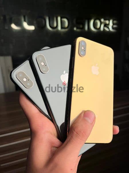 iphone xs. 256GB  بضمان وفاتورة معتمدة 0