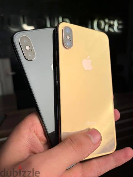 iphone xs. 256GB  بضمان وفاتورة معتمدة 1