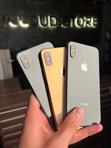 iphone xs. 256GB  بضمان وفاتورة معتمدة 3