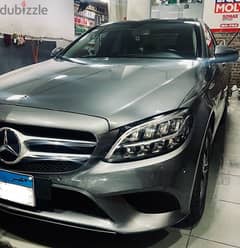 Mercedes-Benz C180 2020 60000km