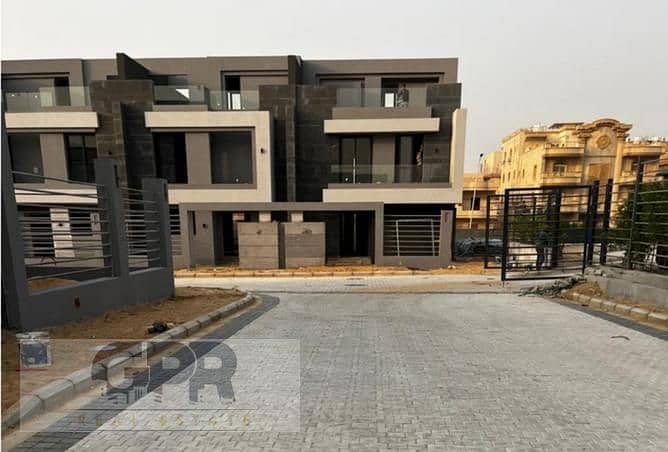 4BR apartment for sale 215m with installments in La Vista Patio Sola El Sherouk 9