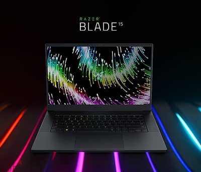 RAZER BLADE 17 / Core i7 / RTX 3080Ti / 32GB / 1TB SSD