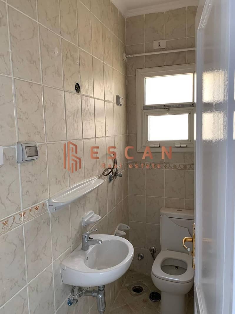 Apartment for rent 131 meter near the Eastern Market 9