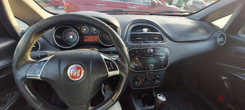 Fiat Grand Punto 2015 جراند بونتو ايزي ترونيك 6