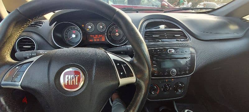 Fiat Grand Punto 2015 جراند بونتو ايزي ترونيك 9